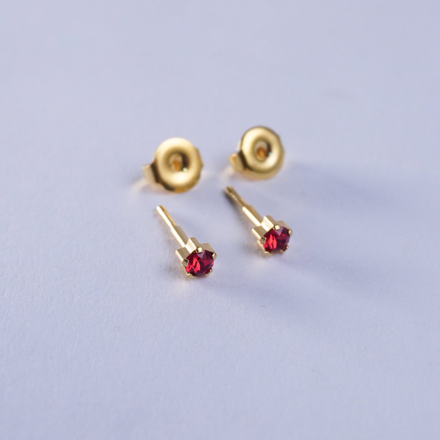 January – Garnet Claw Set