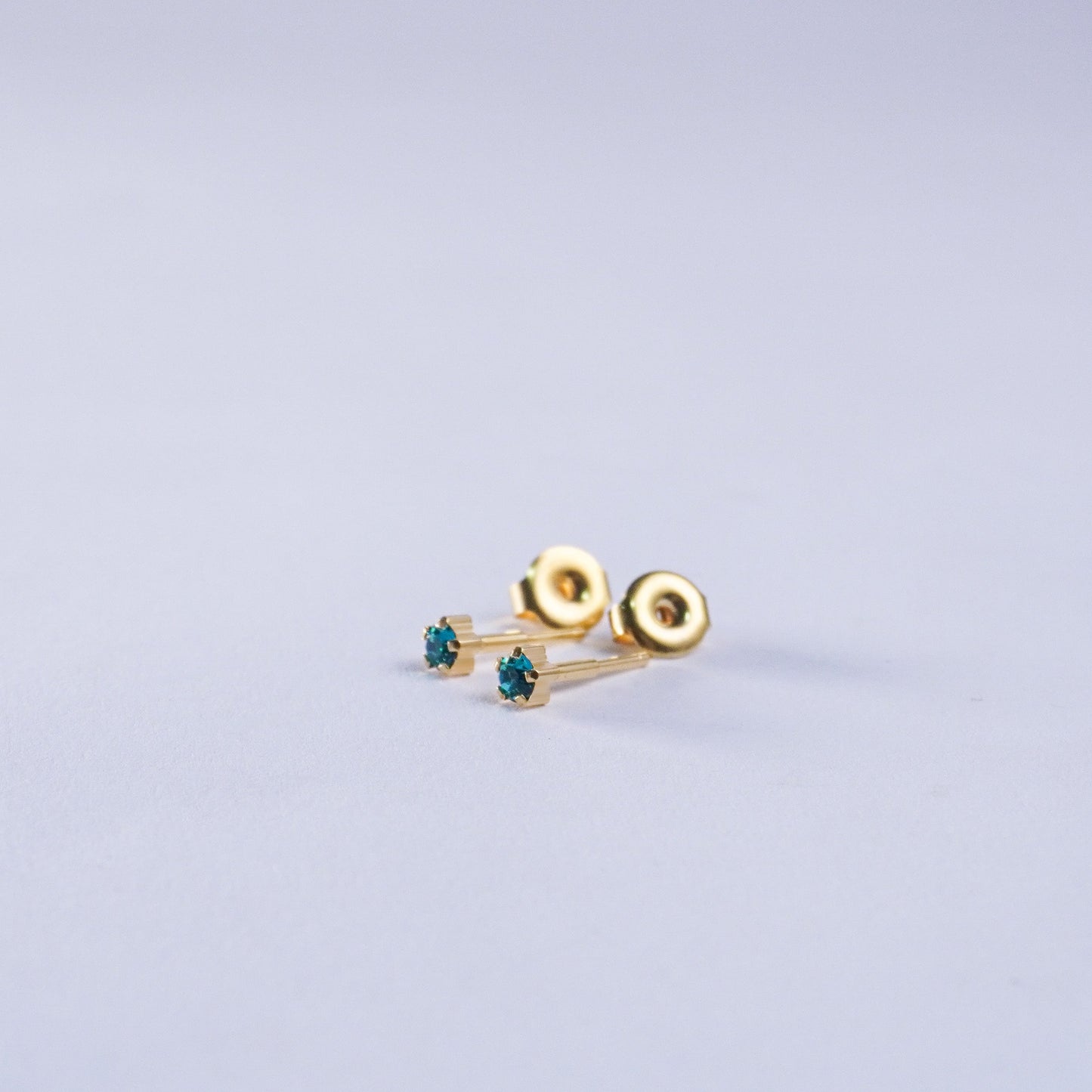 March – Aquamarine Claw Set