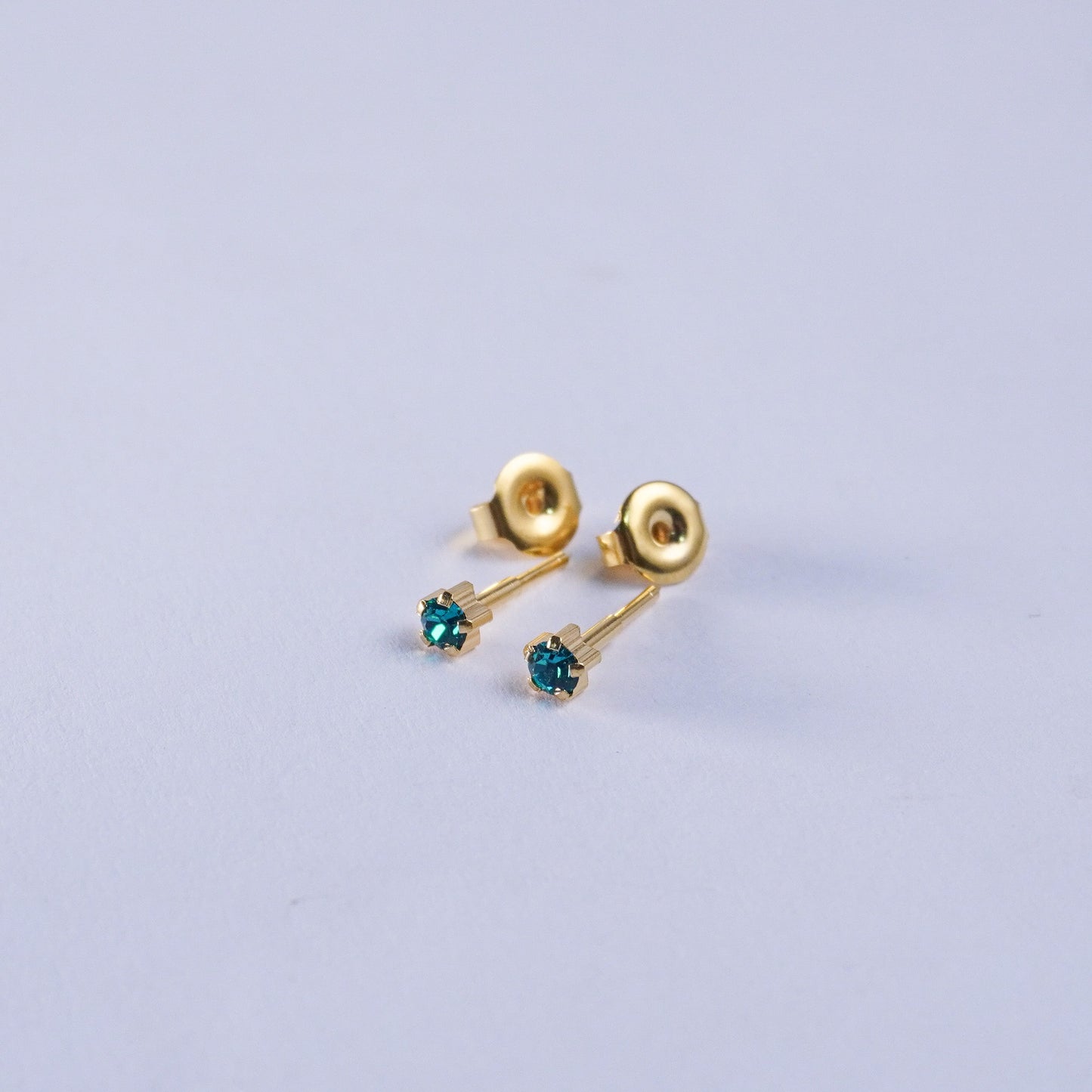 March – Aquamarine Claw Set